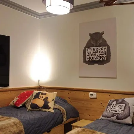 Rénové Chaleureux Et Moderne, 120m², 10-12 Pers, Accès Direct Aux Pistes, Stationnement Inclus - Fr-1-545-20 * Val Thorens